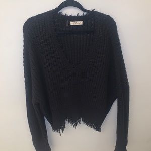 FRINGE BLACK SWEATER